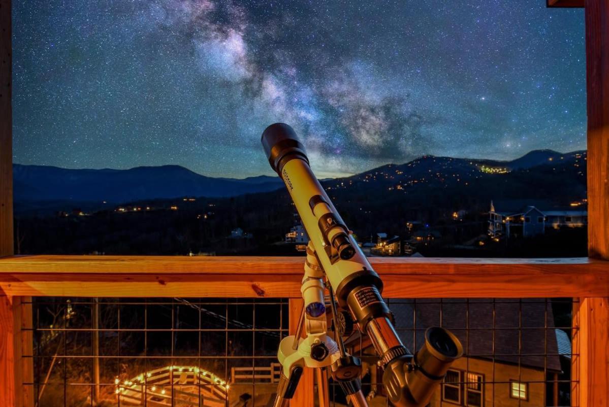 Big Bear Shack - Handicap Accessible & Dog Friendly Gatlinburg Exterior foto