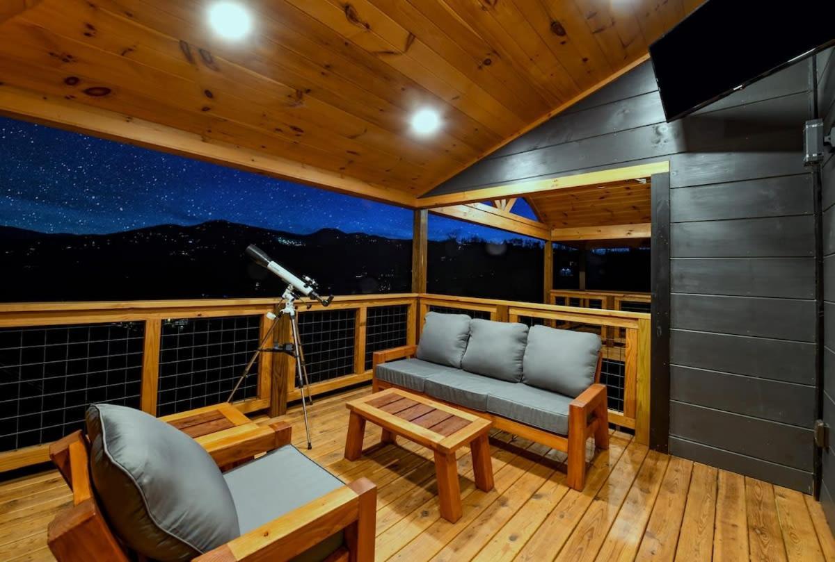 Big Bear Shack - Handicap Accessible & Dog Friendly Gatlinburg Exterior foto